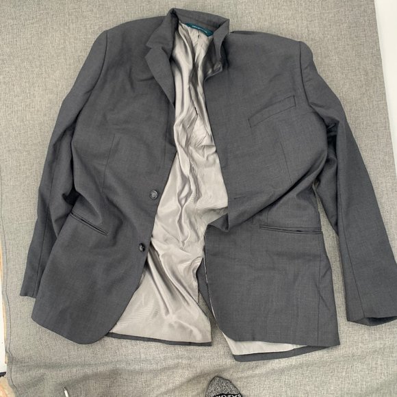 Perry Ellis Men's Gray Blazer 2 Button 44R Pockets Lined Business Long Sleeve - Picture 5 of 13